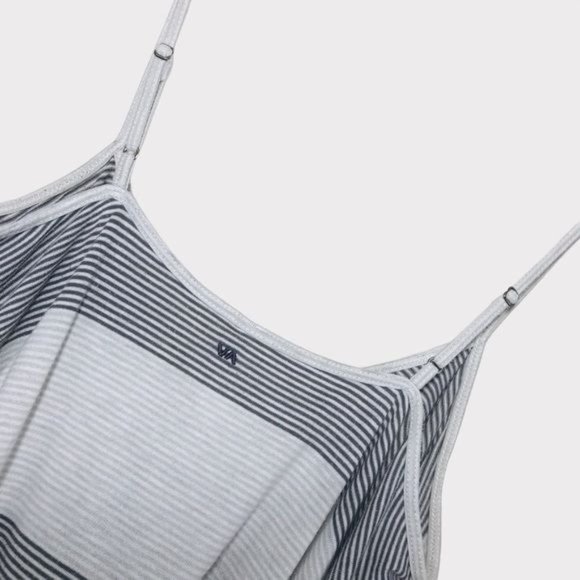 RVCA Asymmetric Hem Striped Crop Tank Size Small - Picture 4 of 6